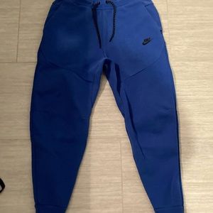 Nike Sportswear Tech Fleece pants
